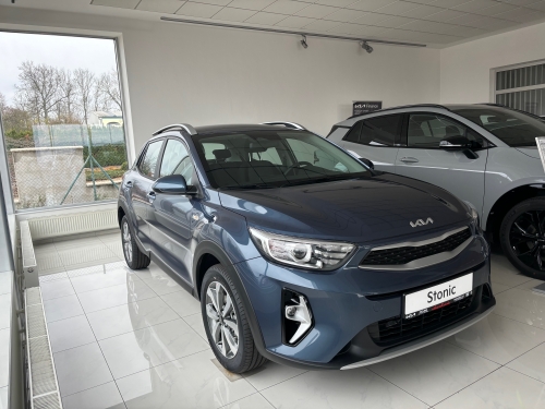 KIA Stonic tmavě modrý