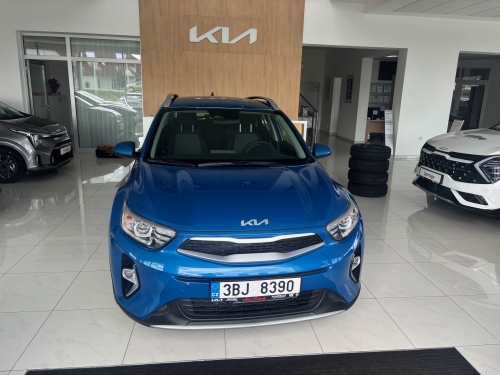Kia Stonic modrý